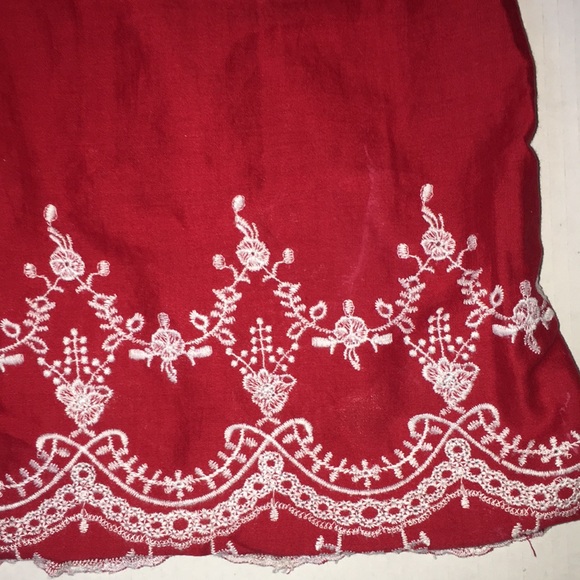 Old Navy Red Cotton Top With Embroidered Hem Spaghetti Straps | Size M - Picture 2 of 6